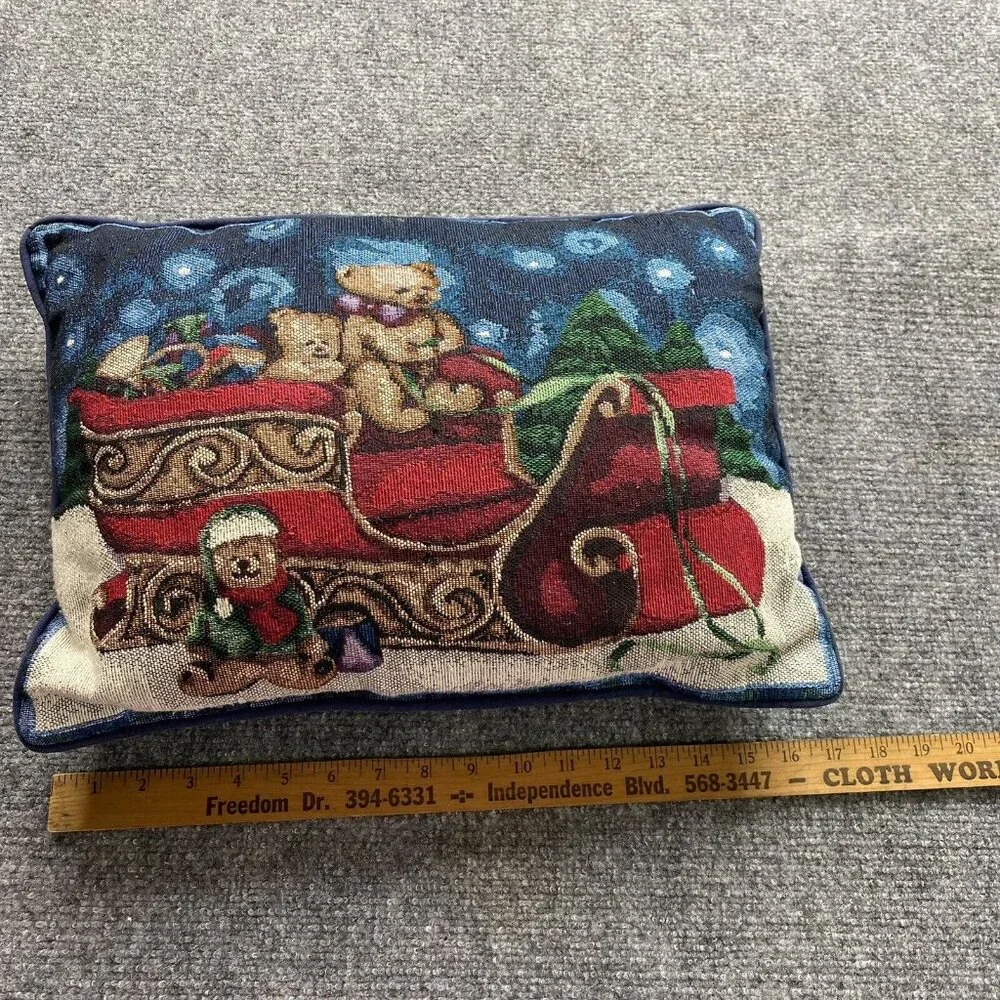 Vintage 70s Christmas Tapestry Pillow Teddy Bears in Santa's Sleigh 80s Country‎